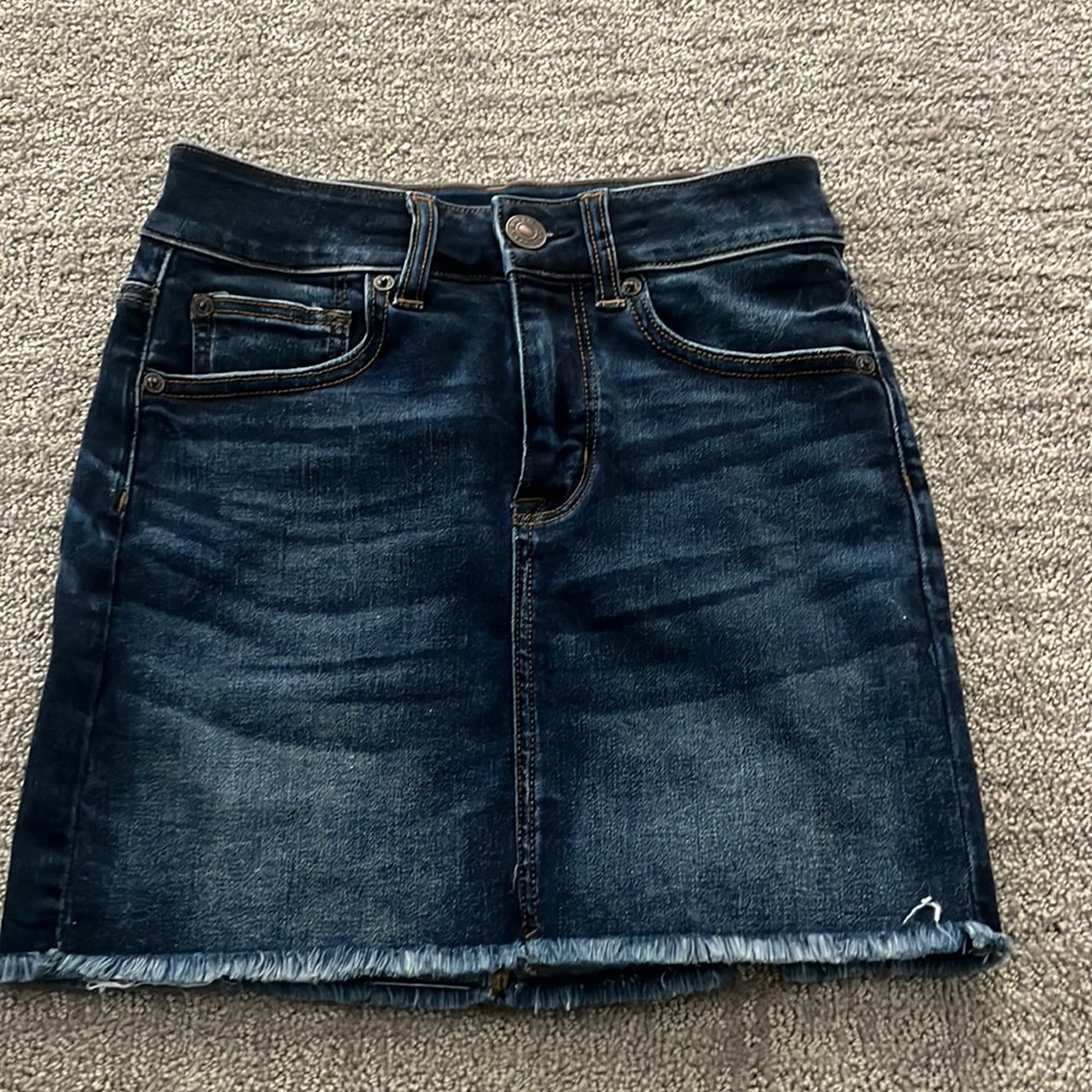 American Eagle next level stretch Jean skirt size 0